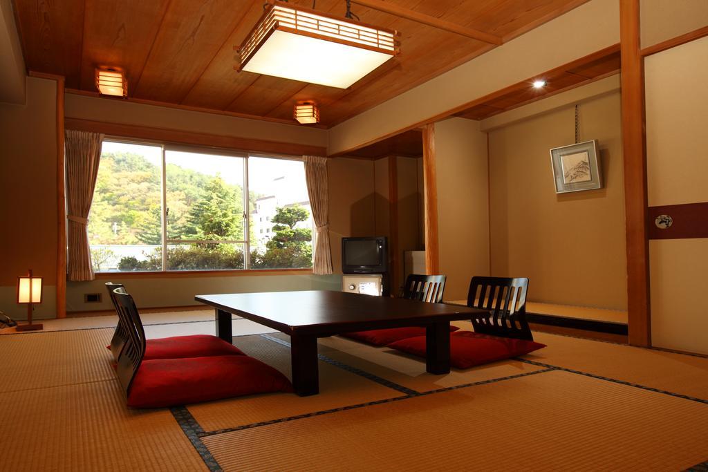 Nishiki-no-Yu Jimotoya Hotel Matsumoto Værelse billede
